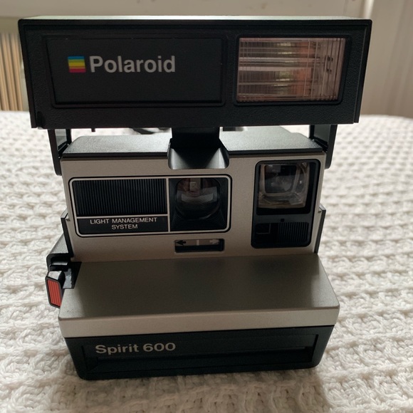 Polaroid Other - Vintage Spirit 600 Polaroid Camera w Case & Strap